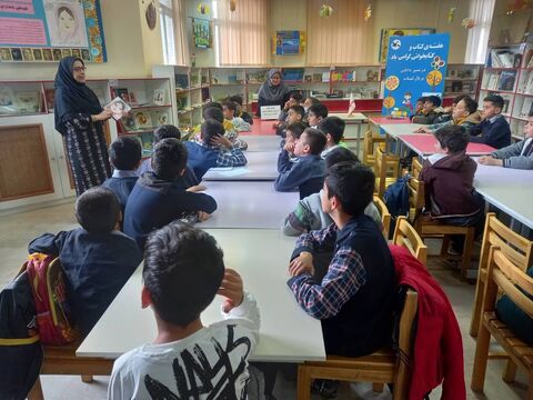 گزارش تصویری برنامه‌های بزرگداشت هفته کتاب در مراکز کانون آذربایجان شرقی - مرکز بستان‌آباد