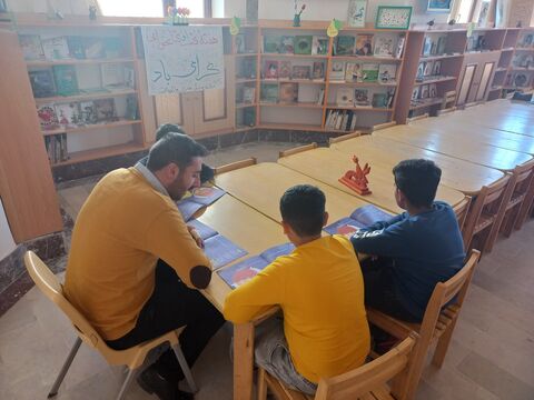 گزارش تصویری برنامه‌های بزرگداشت هفته کتاب در مراکز کانون آذربایجان شرقی - مرکز چاراویماق
