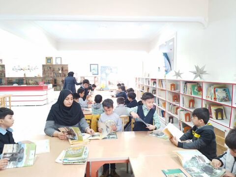 گزارش تصویری برنامه‌های بزرگداشت هفته کتاب در مراکز کانون آذربایجان شرقی - مرکز شبستر