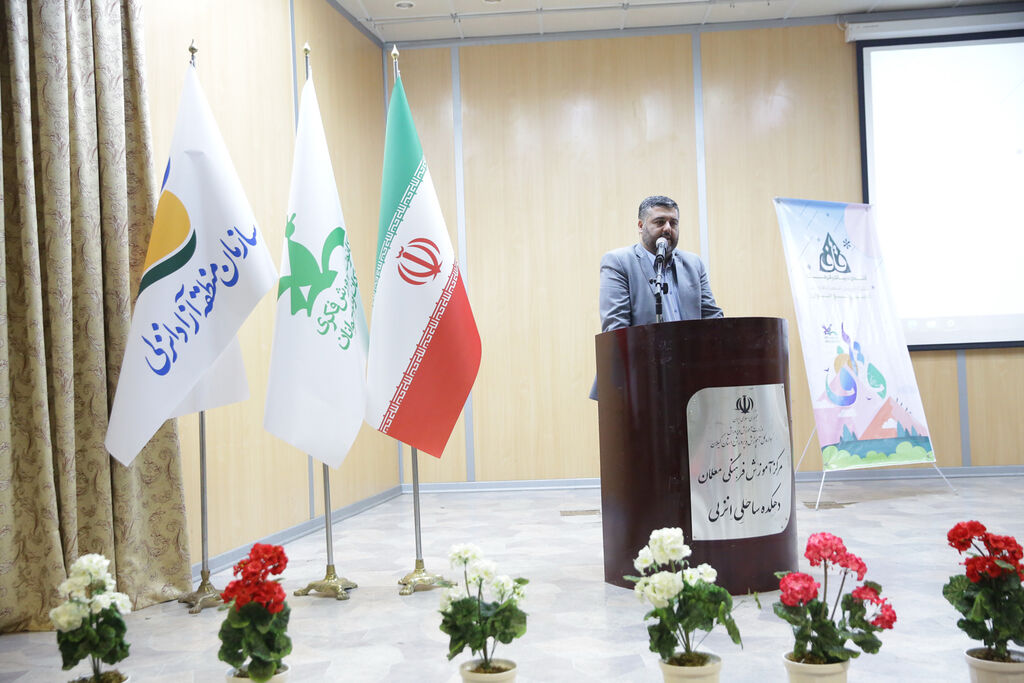 نشان باشگاه استعدادهای برتر ادبی کشور (قاف) رونماییشد