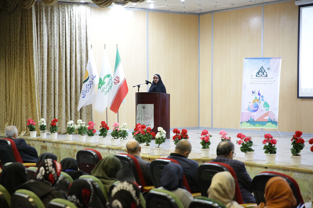 نشان باشگاه استعدادهای برتر ادبی کشور (قاف) رونماییشد