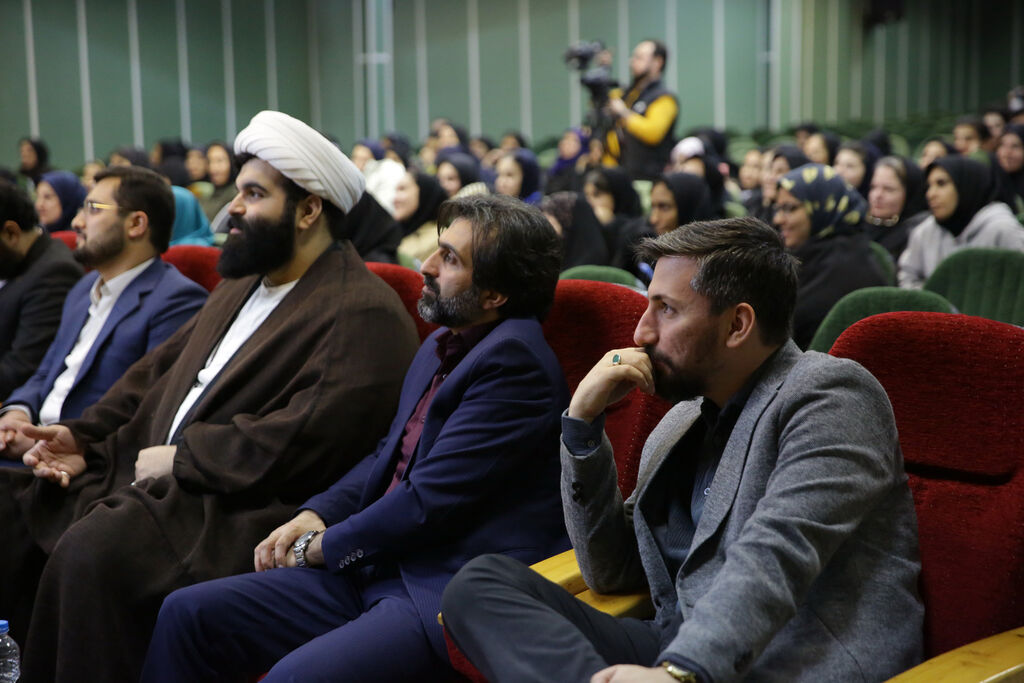 نشان باشگاه استعدادهای برتر ادبی کشور (قاف) رونماییشد