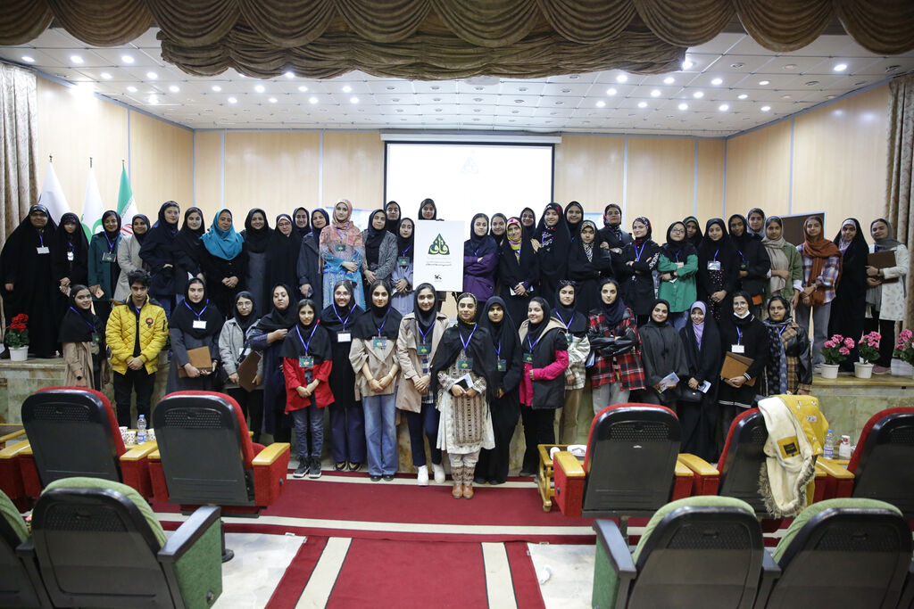 نشان باشگاه استعدادهای برتر ادبی کشور (قاف) رونماییشد