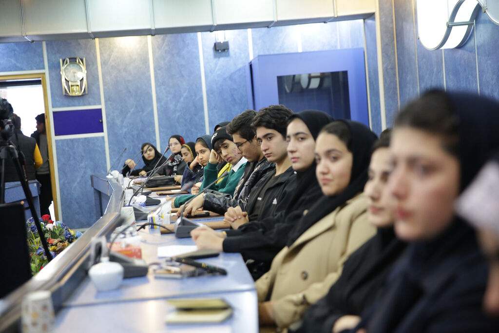 اردوهای فرهنگی و ادبی، بسترساز کشف و بالندگی استعدادها است