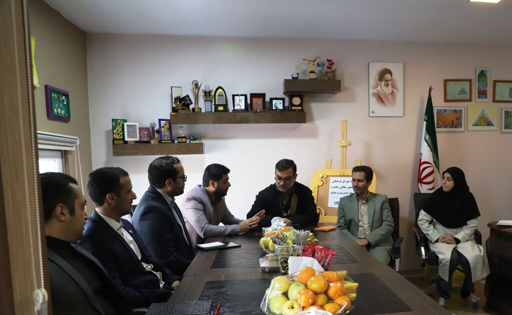 حضور معاون توسعه و منابع در شورای فرهنگی کانون استان قزوین  