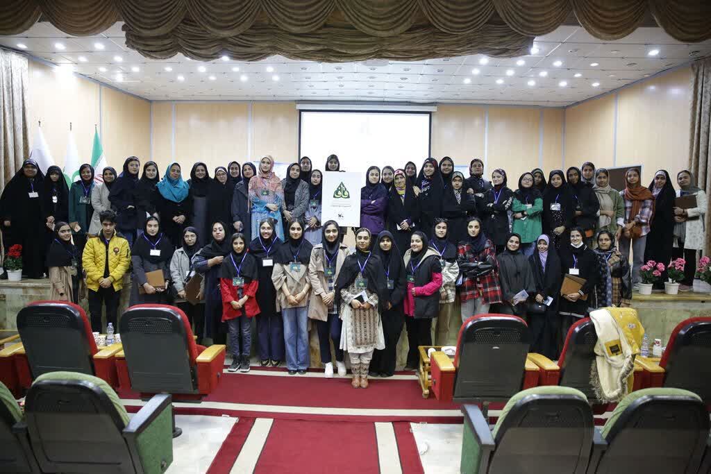 اردوی باشگاه رویش استعدادهای برتر ادبی نوجوان کشور (قاف)