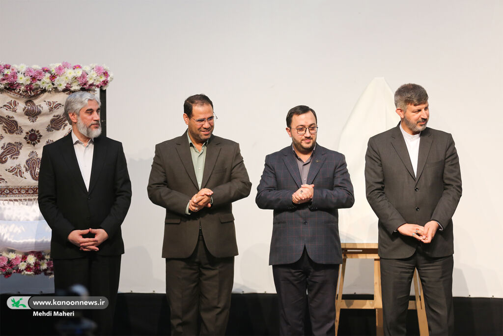 مدیرعامل کانون: پویش کتابخوانی جریانی فرهنگی و جذاب است