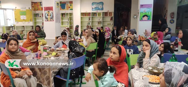 برگزاری "زنگ مطالعه" و ویژه برنامه " عصرانه با طعم کتاب های خوردنی " در مراکز فرهنگی هنری کانون استان
