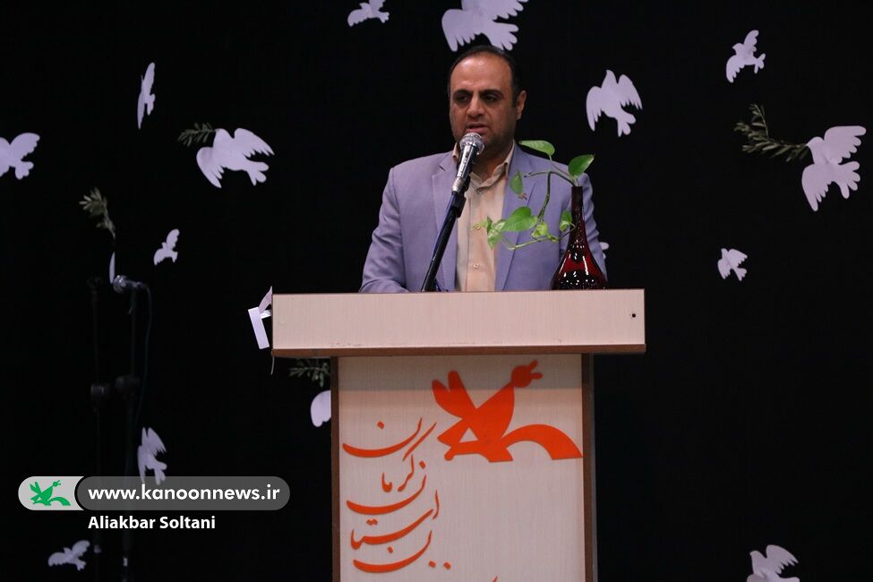 داریوش ارجمند مهمان کانون کرمان شد «فقط شبیه خودت هستی، فقط شبیه خودت، زهرا!»