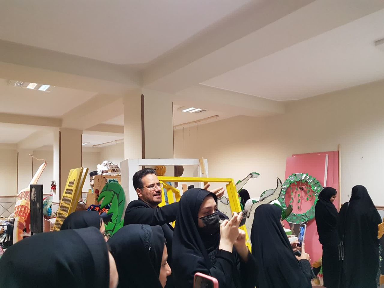 اردوی بازدیدی دانشجو معلمان در مرکز شماره ۴ کرمانشاه