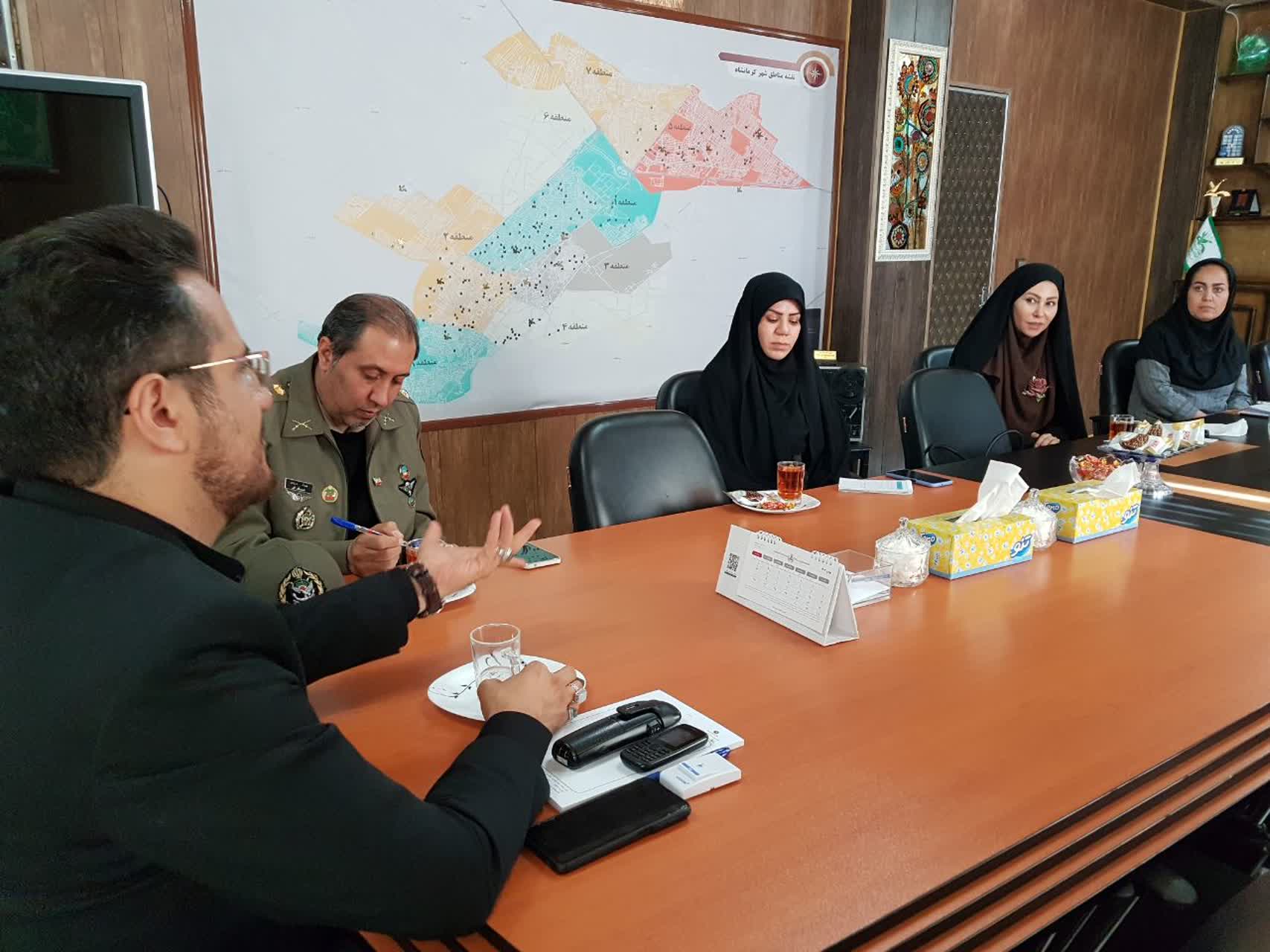 نشست تفاهمی کانون کرمانشاه با بنیاد حفظ آثار و نشر ارزشهای دفاعمقدس