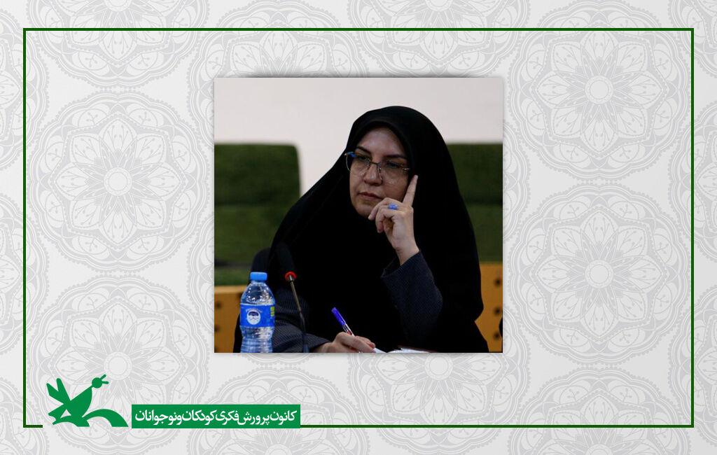 طاهره حمیدی مدیرکل کانون استان خراسان جنوبی جشنواره قصهگویی فرصتی برای پاسداشت ادبیات شفاهی است