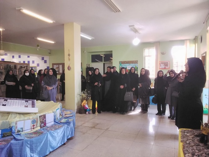 گفتگوی صمیمانه مدیر کل و مربیان مسوول کانون اصفهان / درگردهمایی نشست هم اندیشی