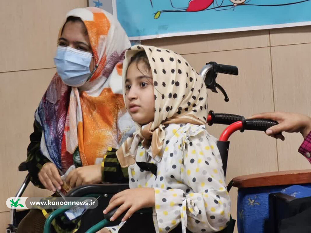 جشن "سبکبالان" برگزار شد