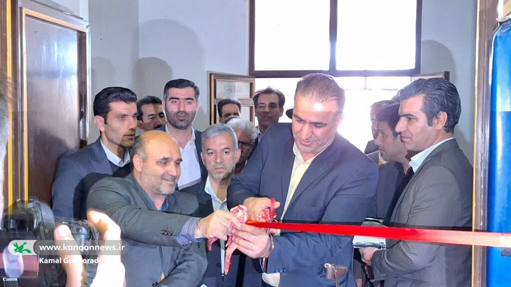 غرفه علمی کانون پرورش فکری در دانشگاه لرستان