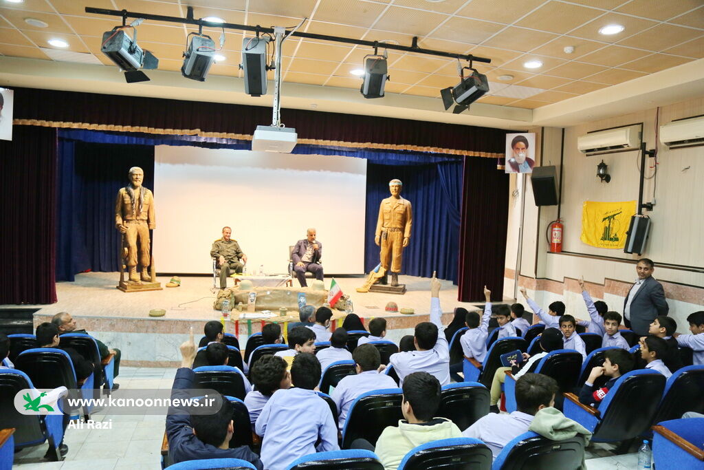 یادواره شهدای دانش آموز شهر در کانون پرورش فکری بوشهر برگزار شد