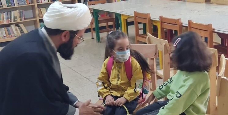 دیدار صمیمی امام جمعه باشت با کودکان در کانون پرورش فکری 