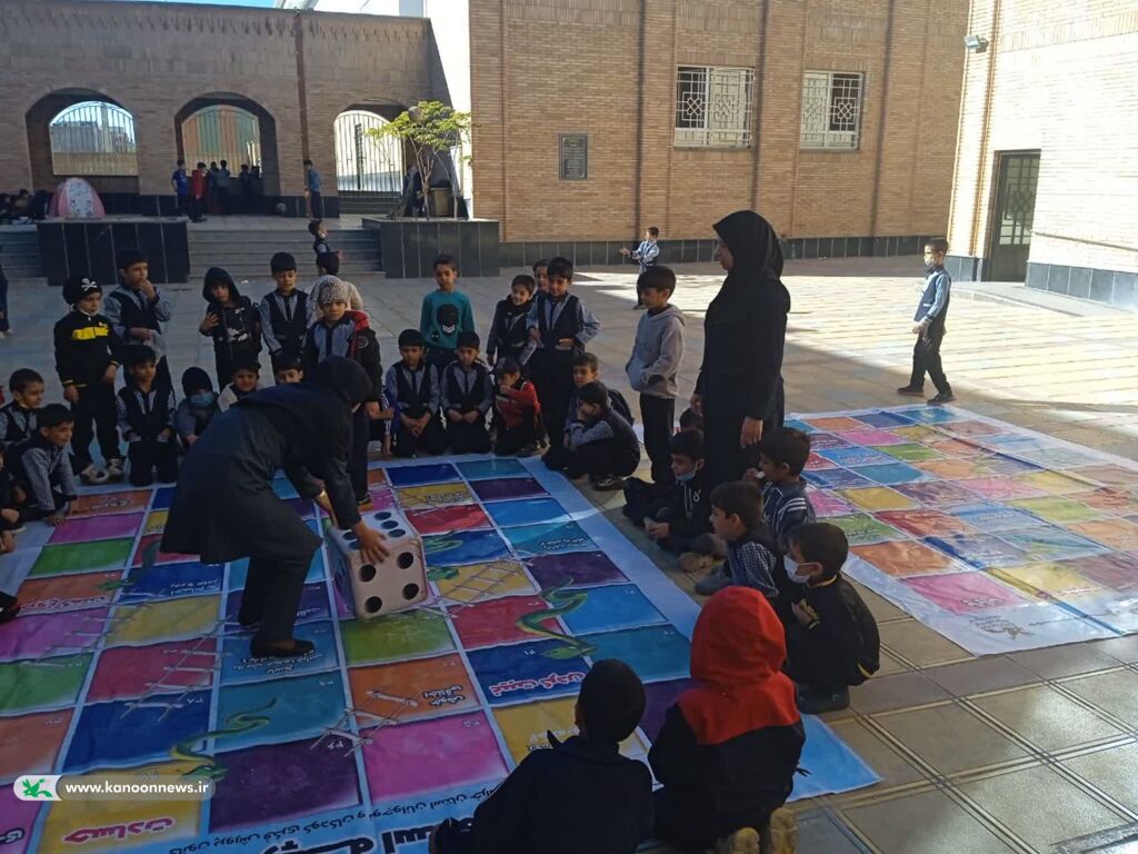 مشارکت مراکز کانون خراسان جنوبی در برنامه روز بدون کیف و کتاب در مدارس