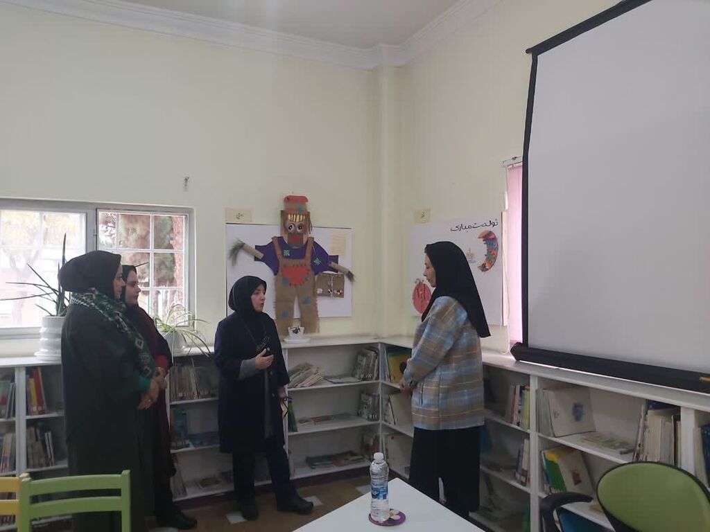 برگزاری نشست تخصصی«هویت یابی» در مرکز شماره ۴ کانون کرج