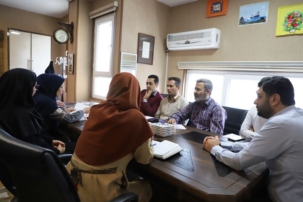 نشست برنامهریزی فعالیتهای حوزه ایثار و شهادت کانون استان قزوین برگزار شد