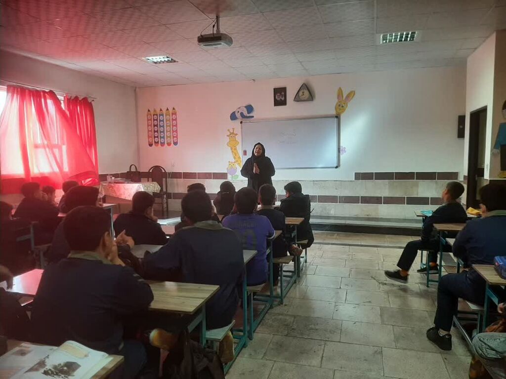 قصهگویی قصهگویان برگزیدهی مرحلهی استانی جشنوارهی قصهگویی در البرز