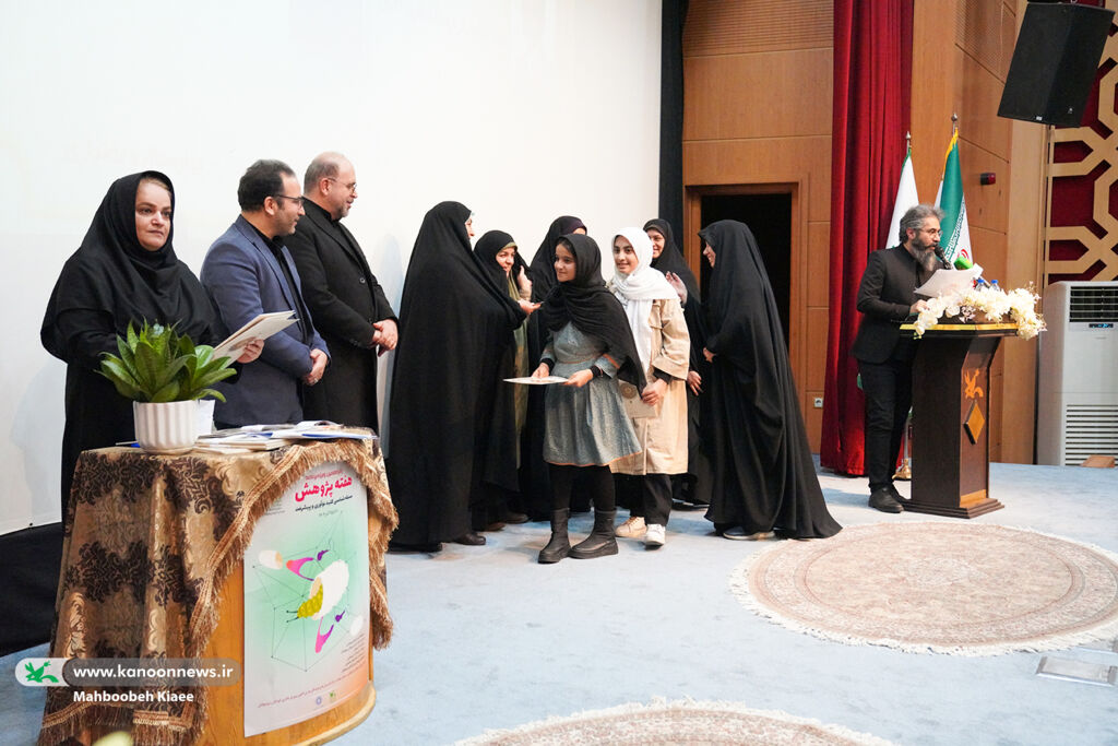 پژوهش پشتوانه تمام فعالیتهاست