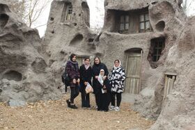 اردوی هنری عکاسی اعضای دختر مراکز کانون  در بوستان «ایران کوچک کرج»