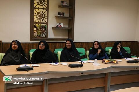 کارکنان بازنشسته کانون کرمان دور هم جمع شدند