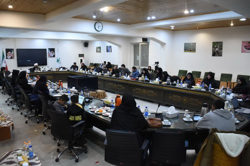 علوم انسانی ما با باورهایمان تفاوت دارد و بومی نیست