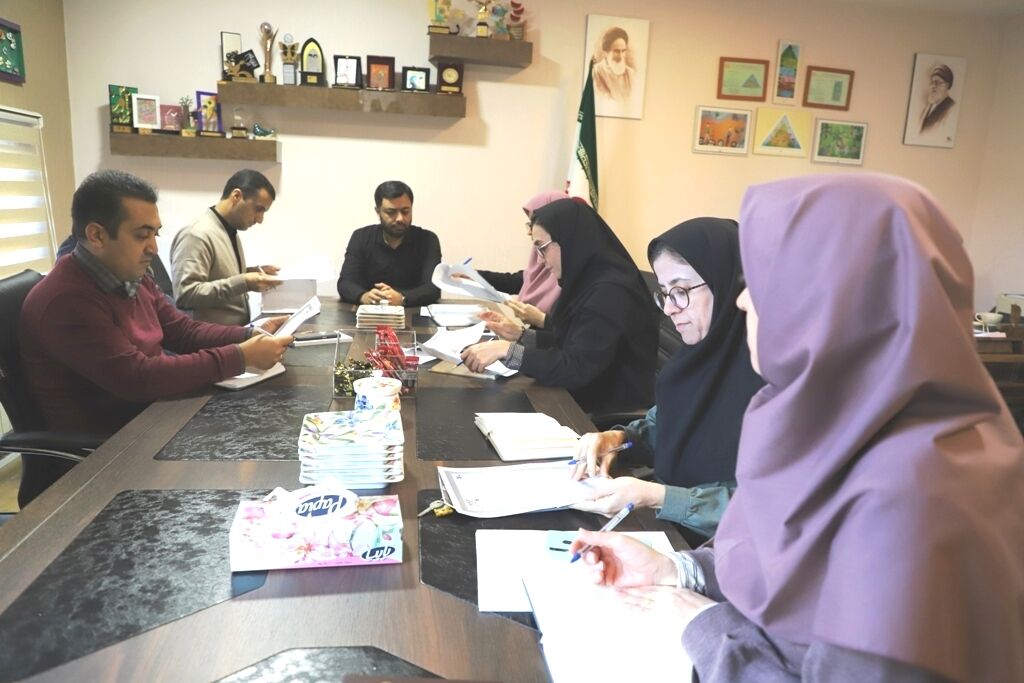 نشست برنامه‌ریزی اجرای طرح پویش خوانش کتاب درکانون استان قزوین 