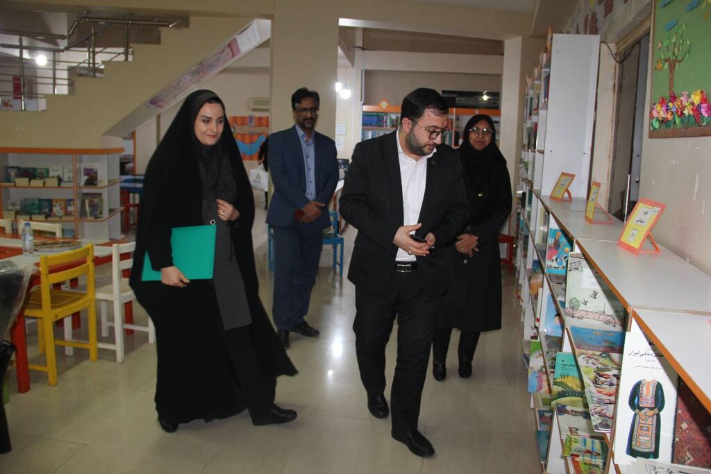 بازدید مدیرعامل کانون از مرکز فرهنگی هنری قشم
