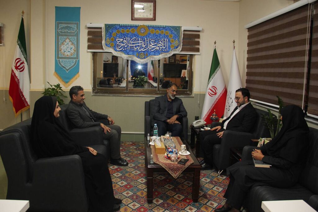 دیدار مدیر عامل کانون پرورش فکری کودکان و نوجوانان با فرماندار قشم