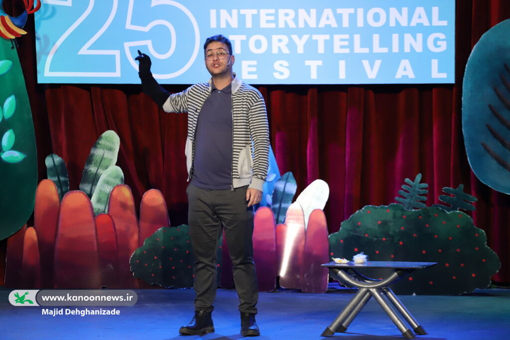 اجراهای دومین روز بیستوپنجمین جشنواره بینالمللی قصهگویی اجرای قصهگویان برای دانشآموزان ناشنو و کمتوان جسمی و حرکتی