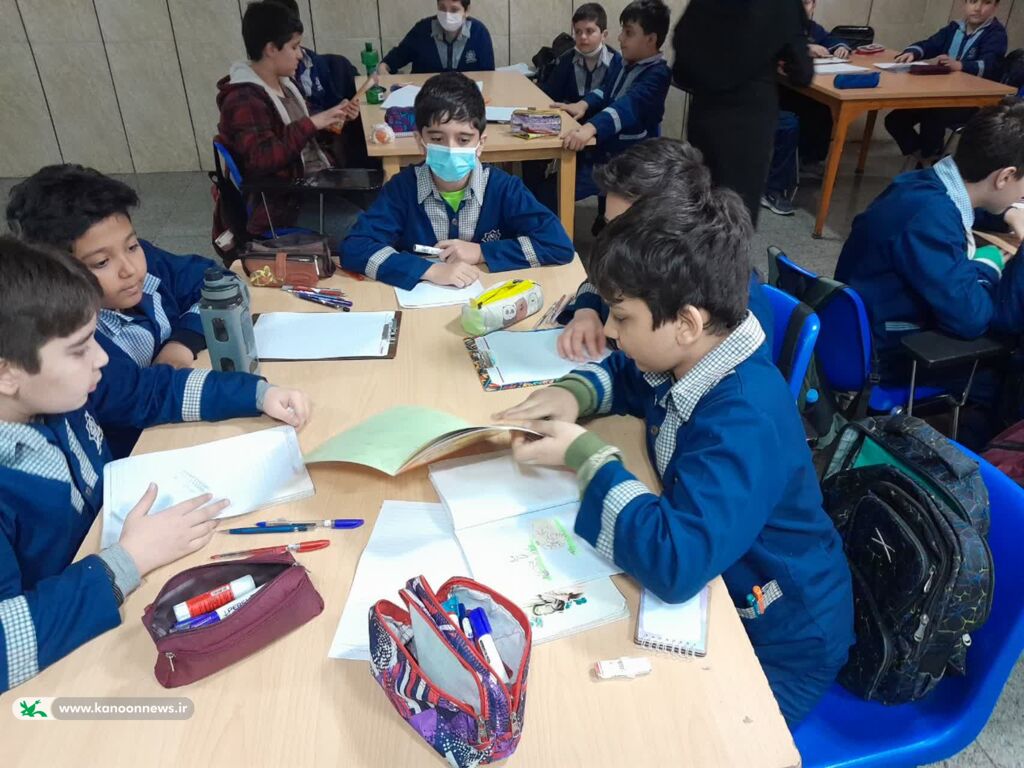 خوب نگاه کردن و خوب گوش کردن آغاز یک پژوهش است