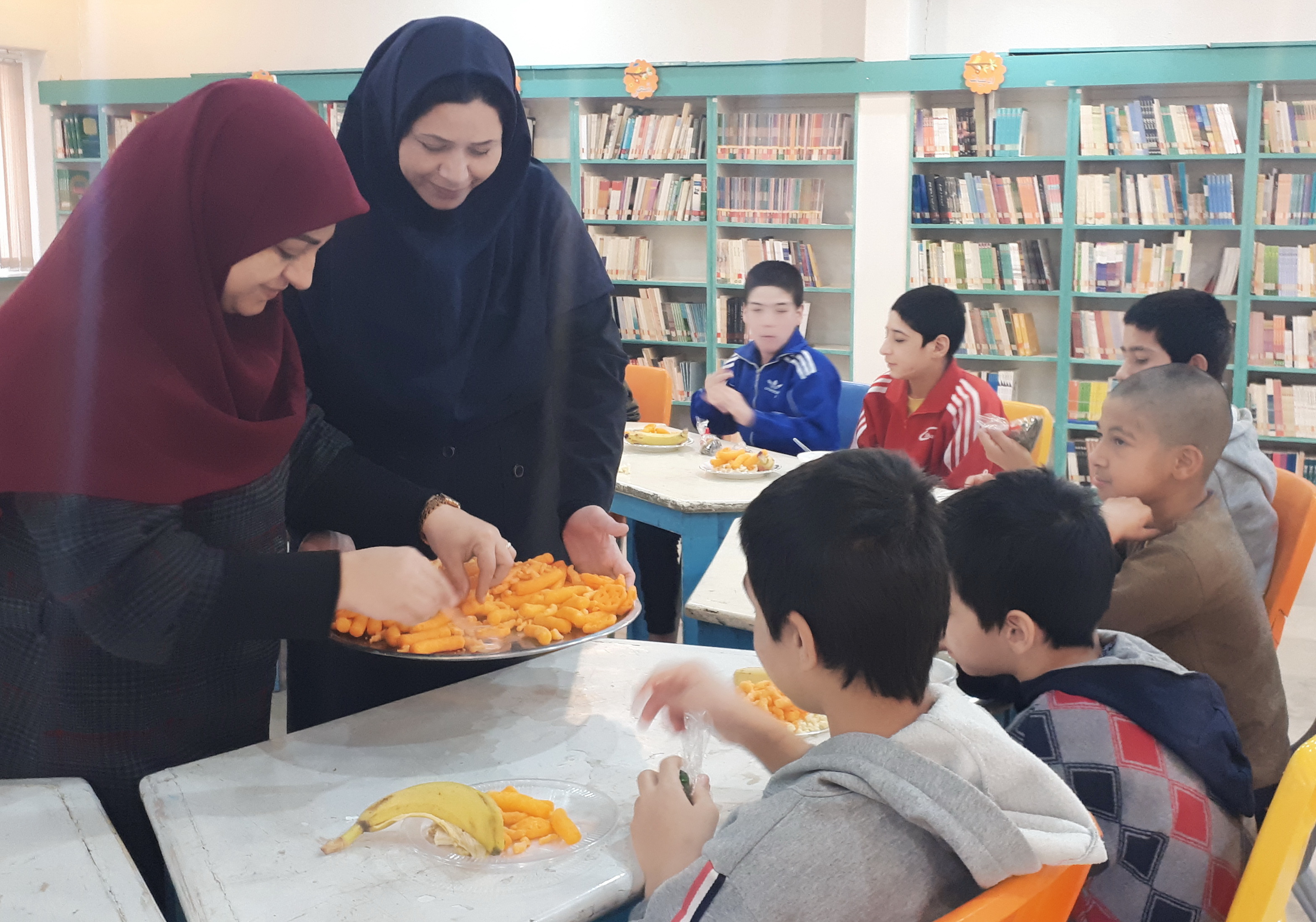 میزبان آرزوهای کوچک کودکان کار شد.