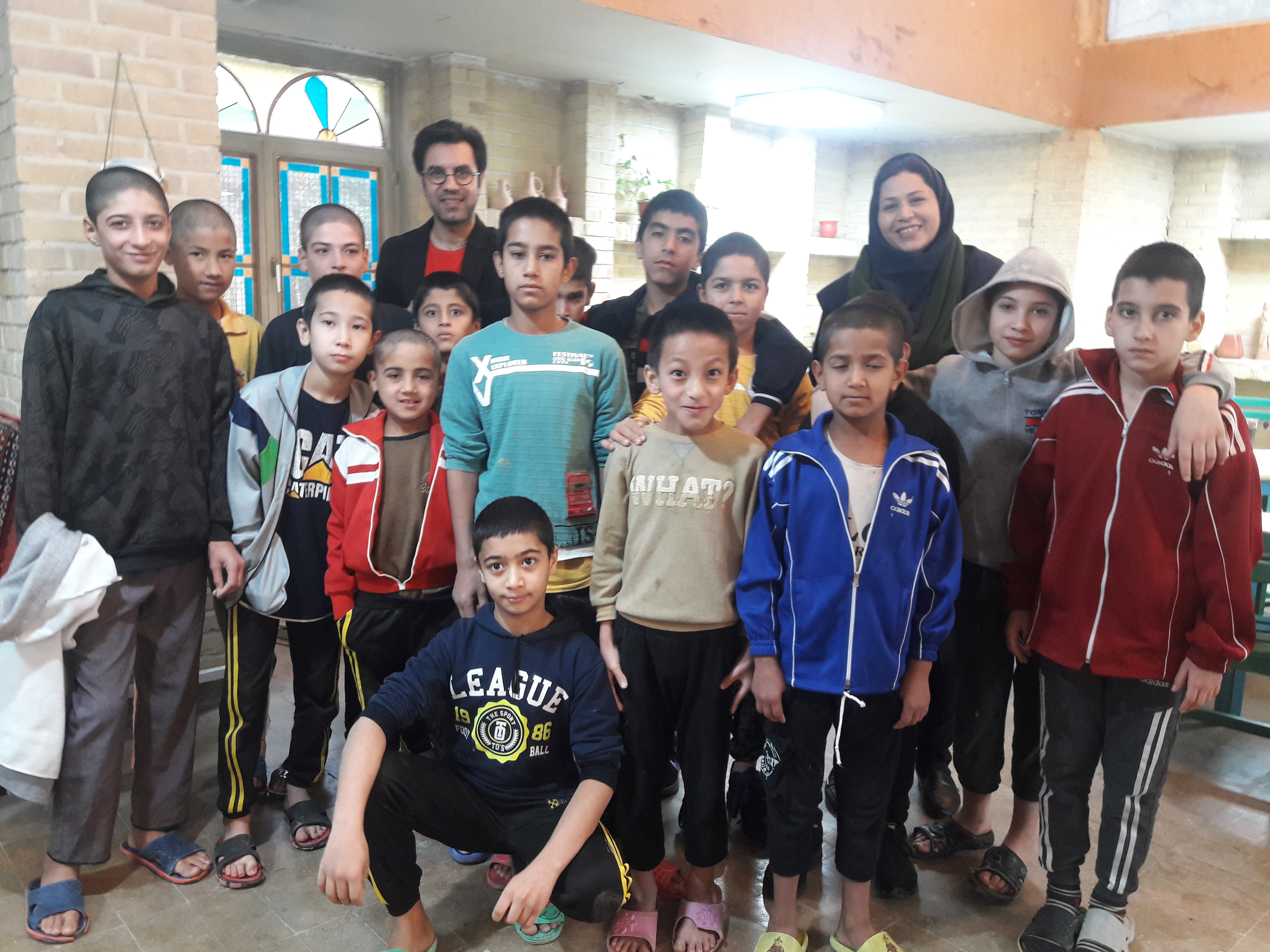 میزبان آرزوهای کوچک کودکان کار شد.