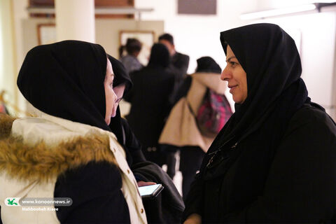 بازدید همکاران کانونی از کاخ گلستان