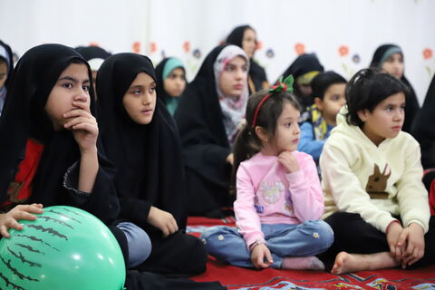 ویژه برنامه شب یلدا  با چاشنی کتابخوانی در مسجد حضرت علی اصغر(ع) ارومیه