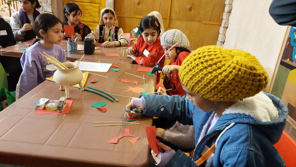 کارگاه «انار دون دون یلدای خندون» در موزه تاریخ کانون برگزار شد