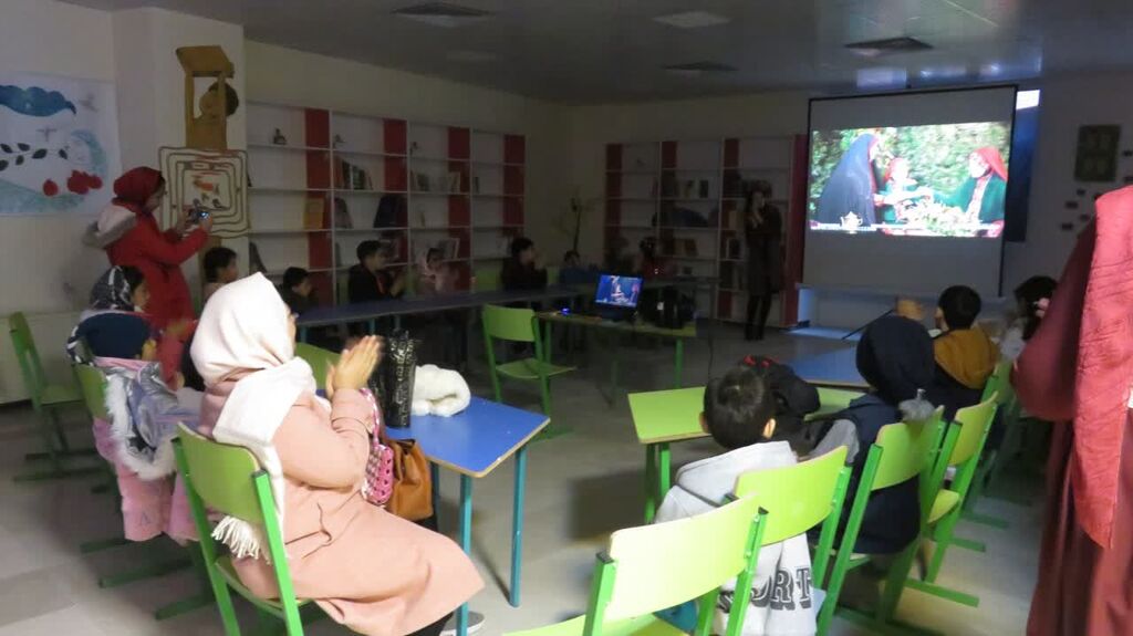 برگزاری جشن یلدا در کانون پرورش فکری مجتمع فرا گیر بجنورد