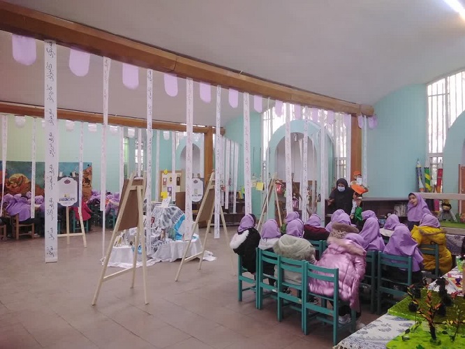 نمایشگاه هفت اقلیم " طرح کتاب خوانی نوجوان "