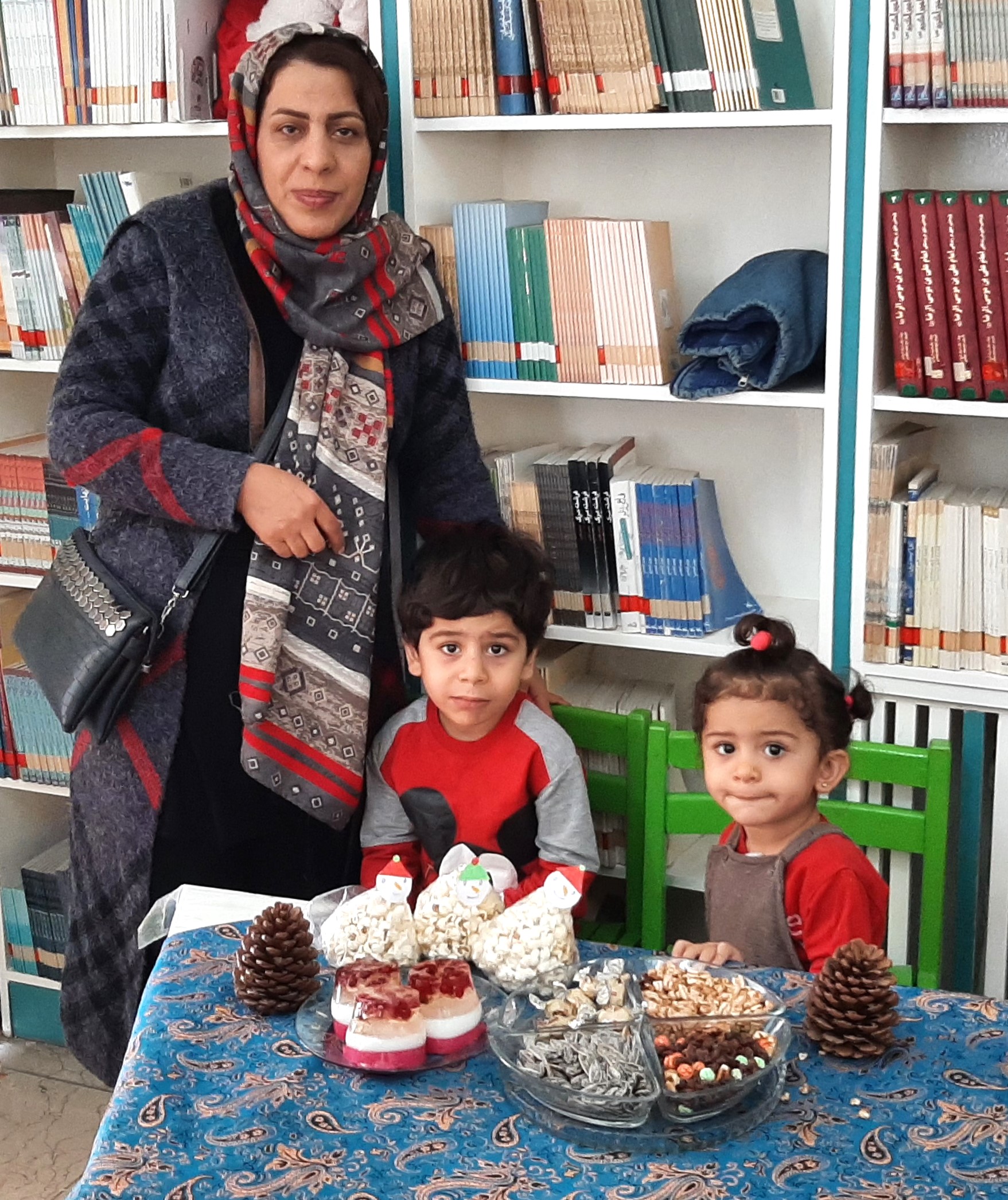 صد دانه یاقوت در مرکز بومهن