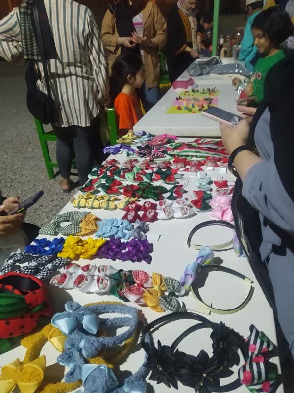 نمایشگاه فروش دست سازه های اعضا مرکز زیباشهر