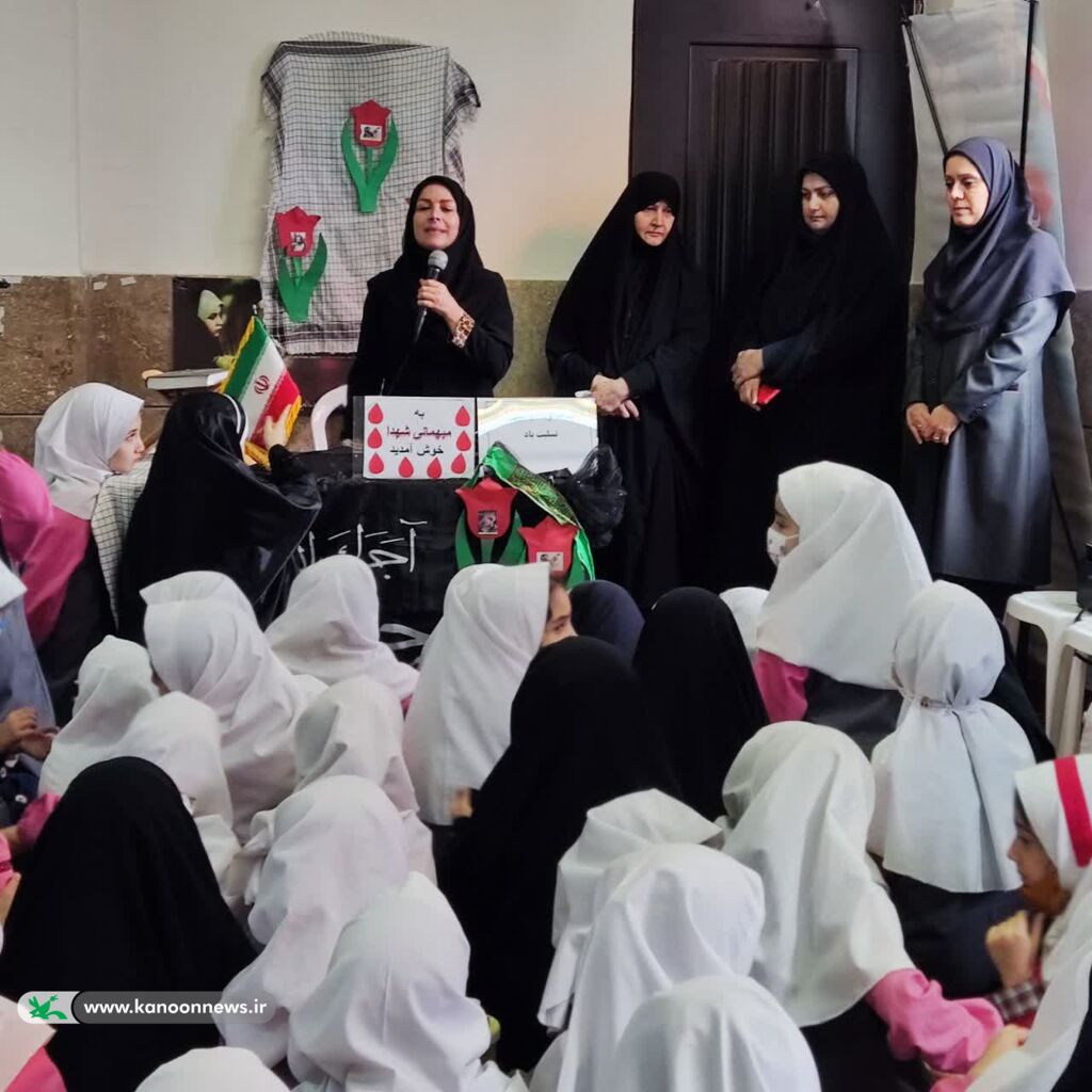 برگزاری آیینهای تجلیل از مادران و همسران شهدا در کانون گیلان