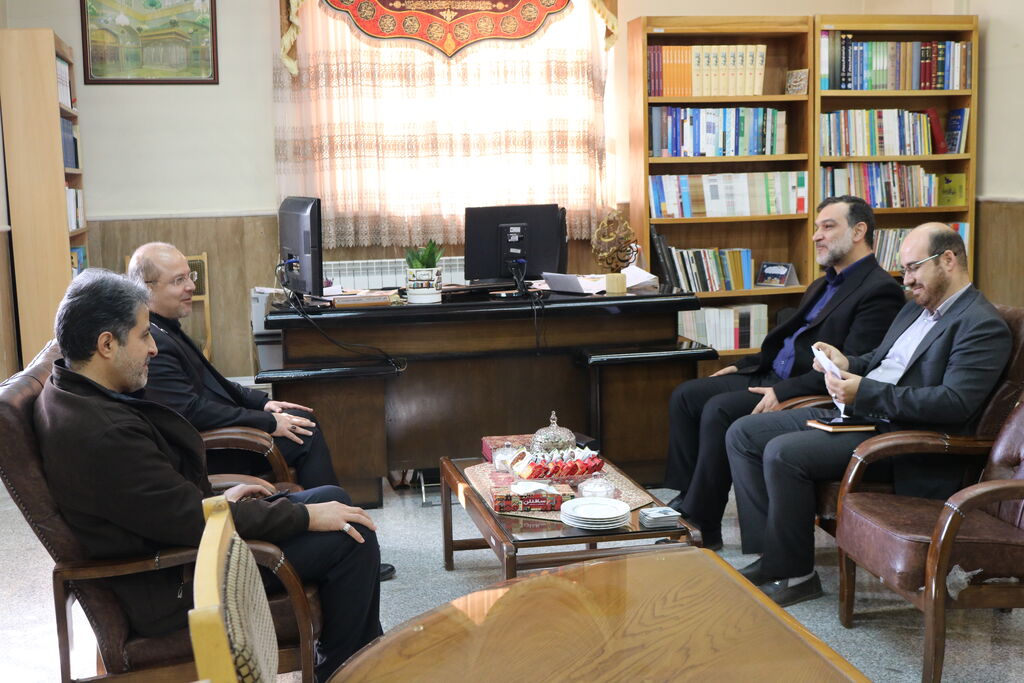 بازدید از ادارهکل کتابخانههای عمومی، کتابخانه سیار روستایی و مراکز کانون