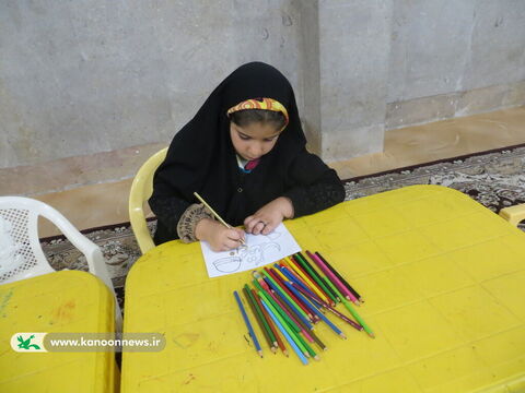 خدمات رسانی فرهنگی کتابخانه سیار تنگستان به مناطق محروم استان بوشهر