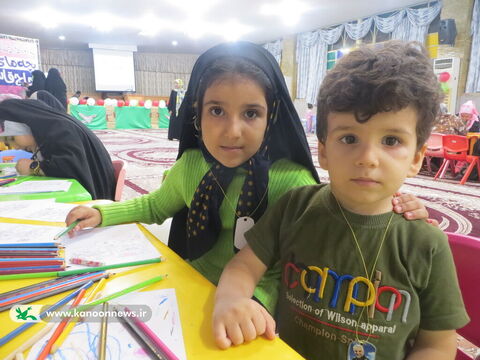 خدمات رسانی فرهنگی کتابخانه سیار تنگستان به مناطق محروم استان بوشهر