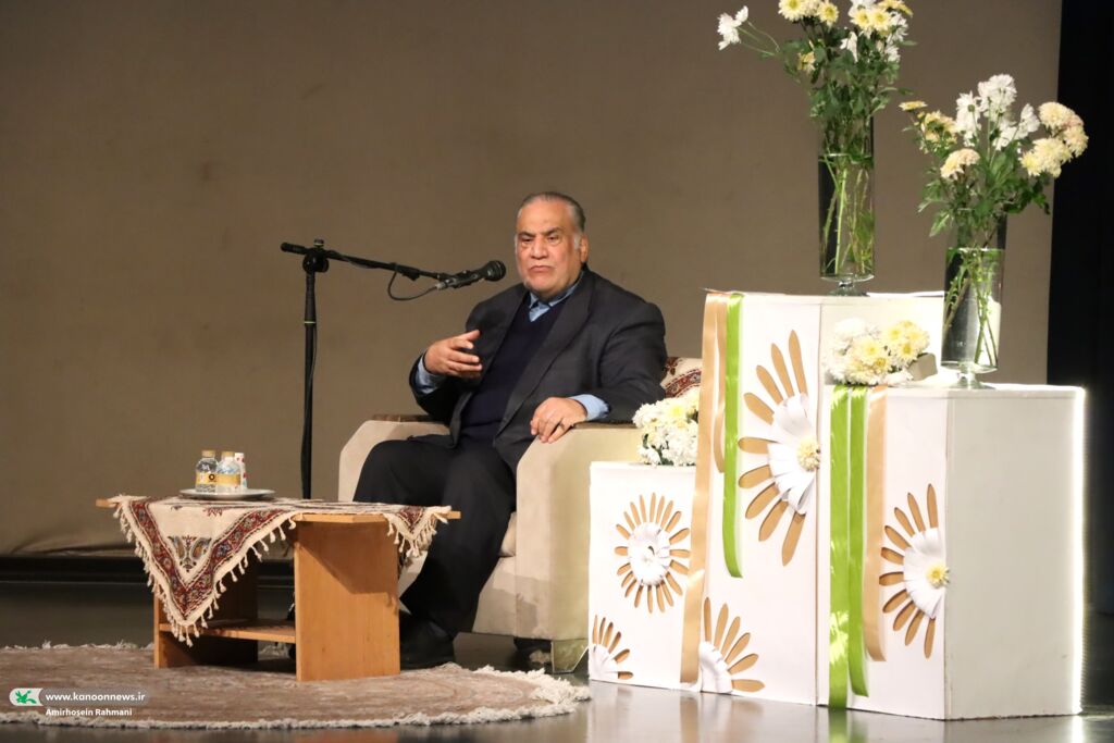 مراسم گرامیداشت میلاد حضرت زهرا(س) با عنوان «ساحت مهتاب» برگزار شد