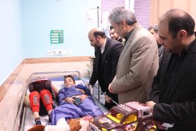 عیادت از کودکان صدمه‌دیده در حادثه گلزار شهدای کرمان