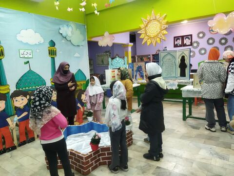 بازدید از نمایشگاه«نماز، چشمه نور»در کانون چالدران